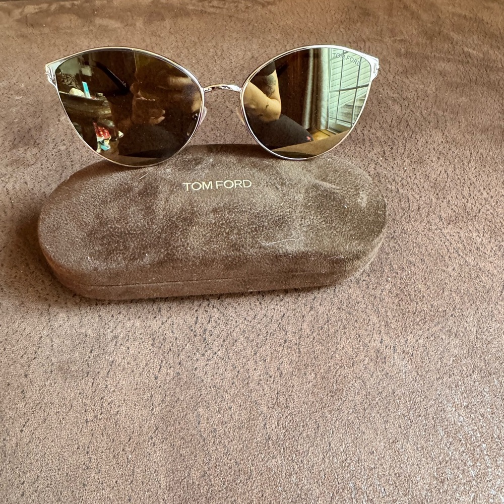 Tom Ford Gold Frame Mirrored Lens Cat-Eye Sunglasses - Picture 9 of 9